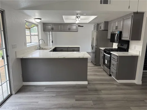 2435 W Broadway, Anaheim, CA 92804 - MLS#: TR26168823