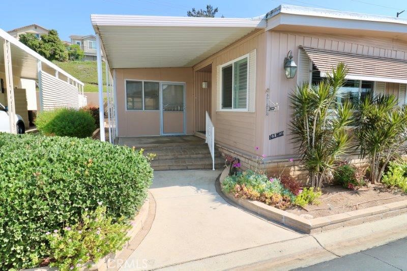 3744 Lake Grove Drive 21