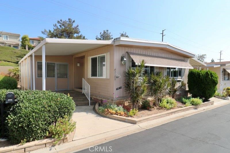 3744 Lake Grove Drive 21