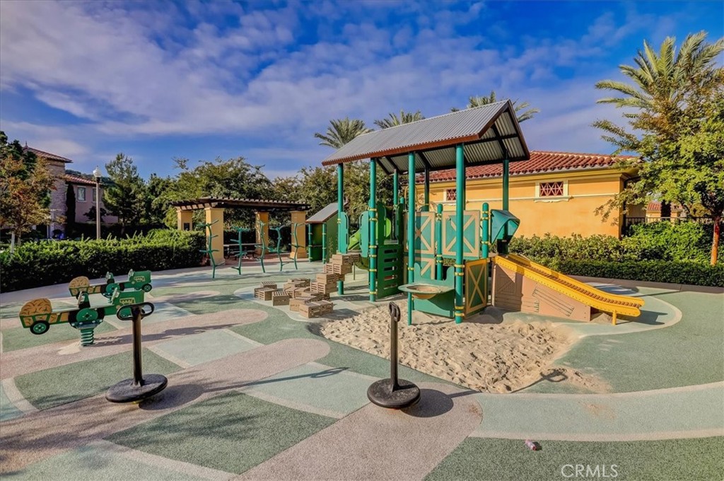 Strada (OHSTR) - Residential Lease