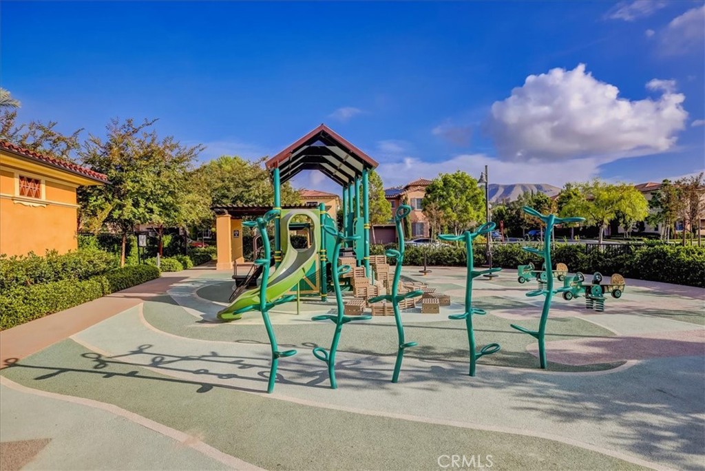 Strada (OHSTR) - Residential Lease