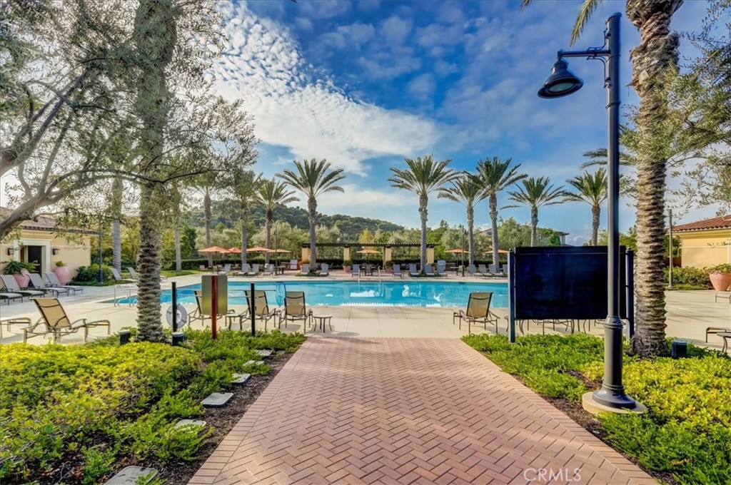 Strada (OHSTR) - Residential Lease