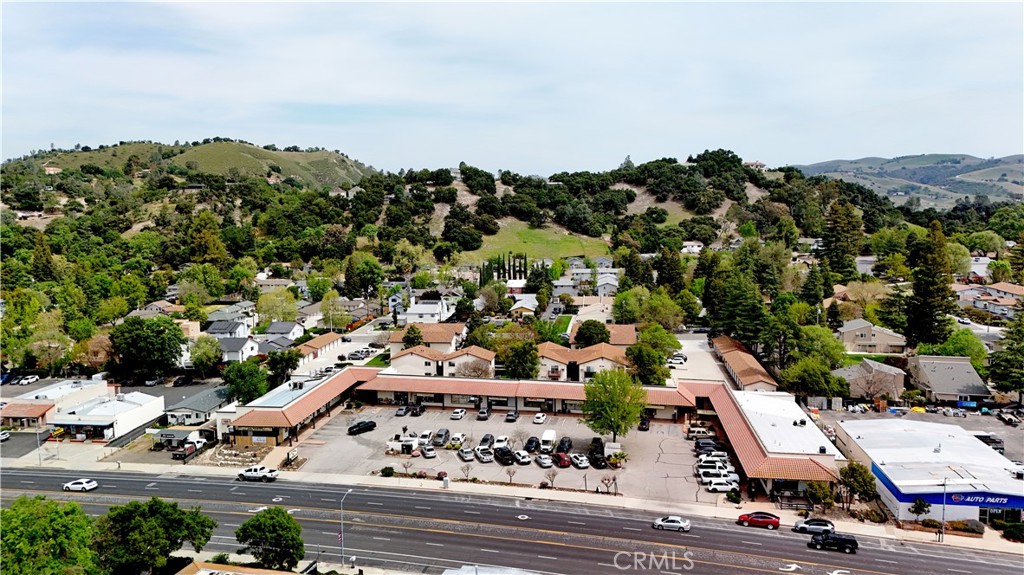 7425 El Camino Real