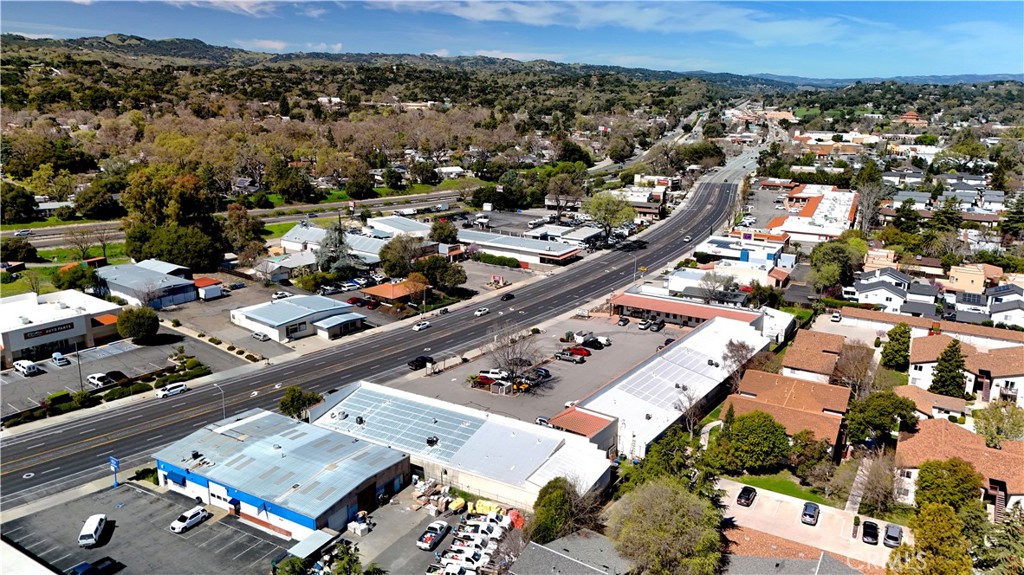 7425 El Camino Real