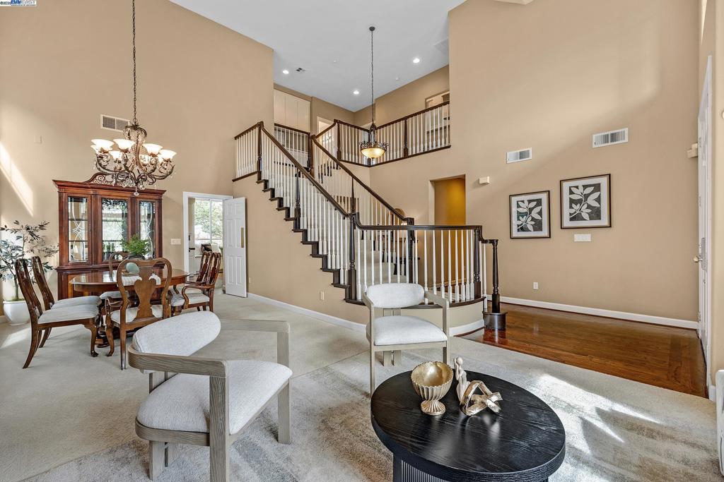 RUBY HILL PREMIA - Residential