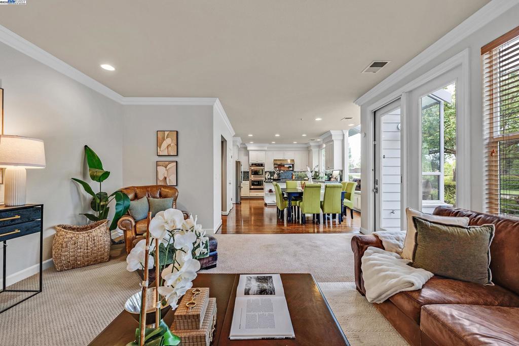 RUBY HILL PREMIA - Residential