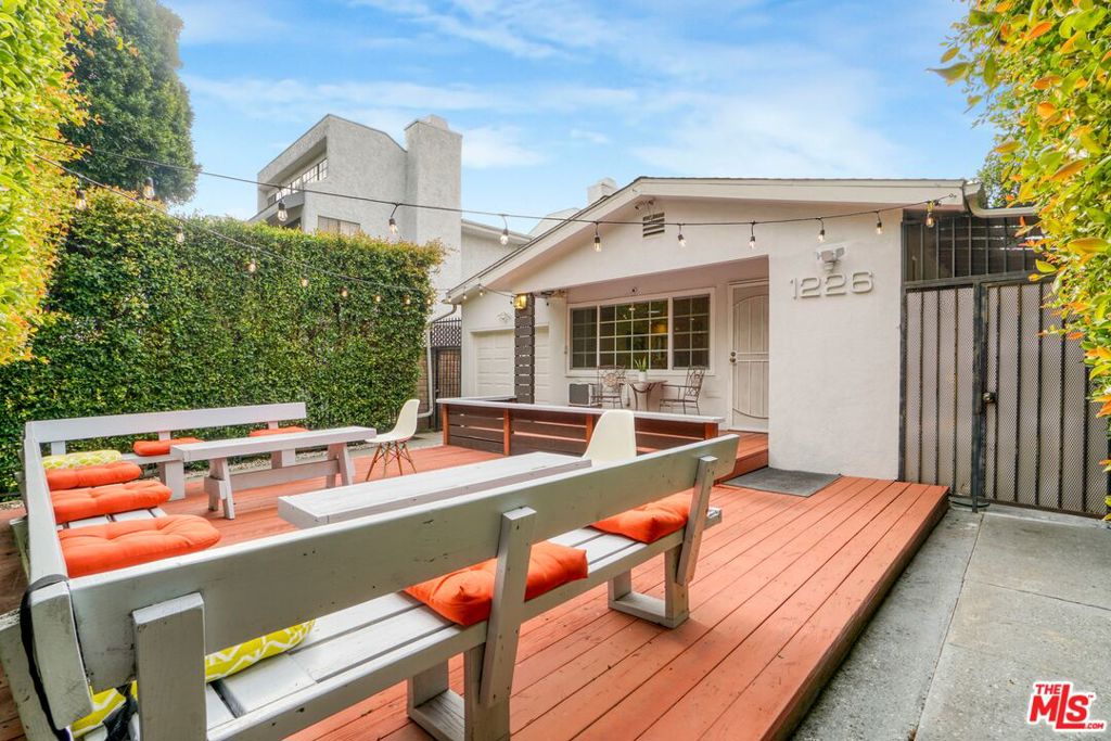 Properties 2 1226 Chelsea Ave 1