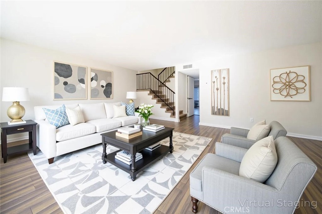 8901 Serapis Avenue 25