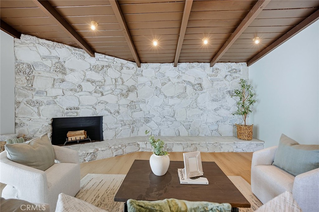 Hummingbird - Residential