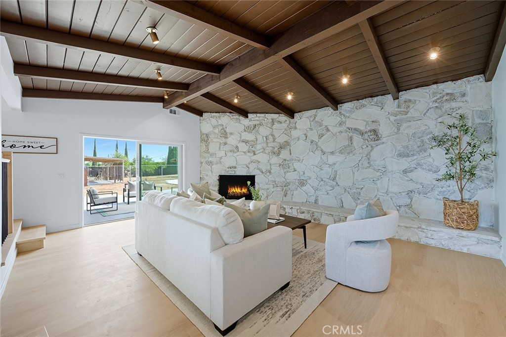 Hummingbird - Residential