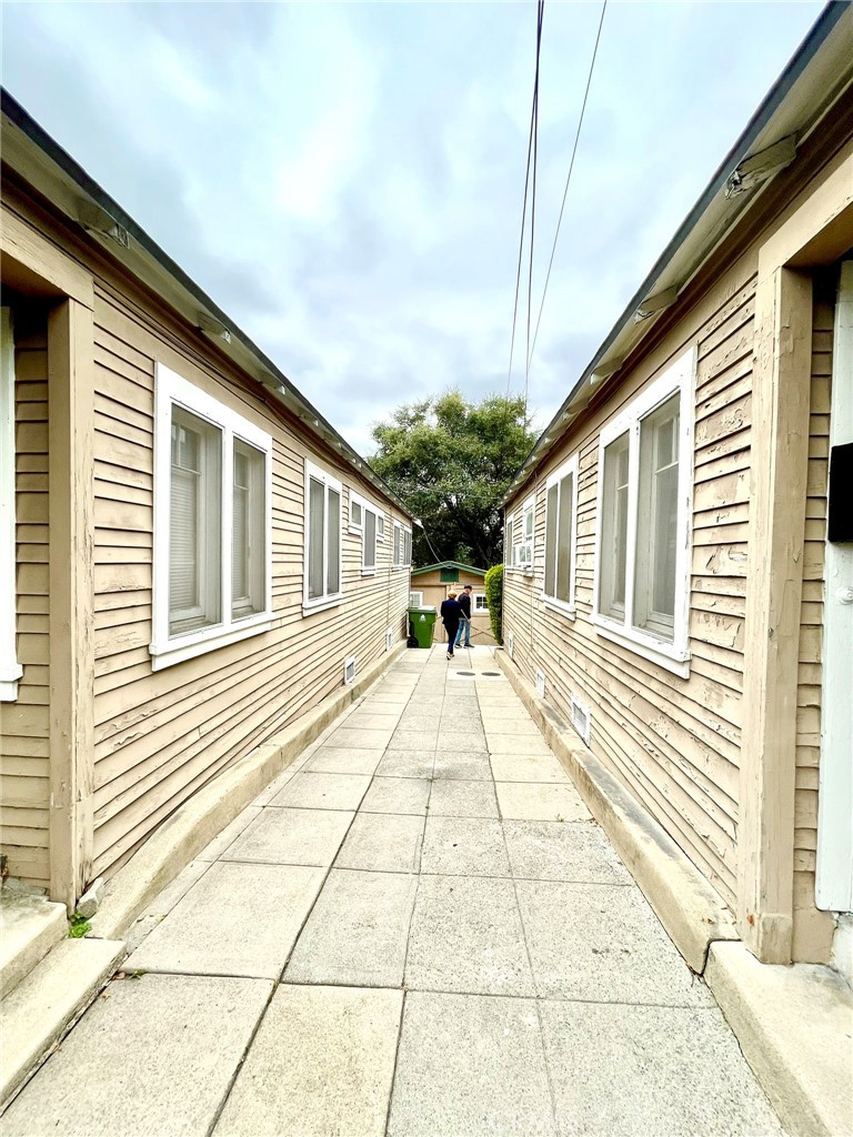 272 Thorne Street