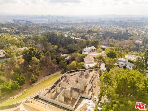 Photo of 1140 Calle Vista Drive, Beverly Hills, CA 90210 (MLS # 25493673)