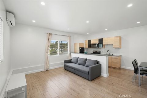 Photo of 11642 Gothic Avenue, Granada Hills, CA 91344 (MLS # SR25232033)