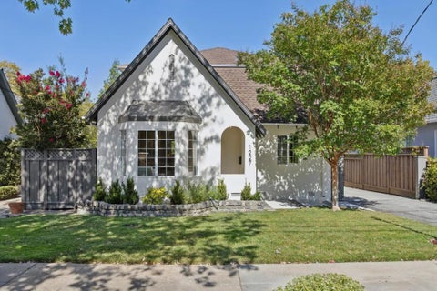 Photo of 1227 Rhus Street, San Mateo, CA 94402 (MLS # ML82062156)