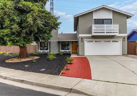 Photo of 4494 Fuller Street, Santa Clara, CA 95054 (MLS # ML82046331)