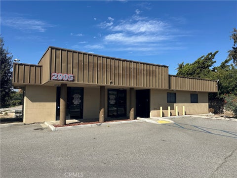 Photo of 2005 N Garey AVE N, Pomona, CA 91767 (MLS # CV26197906)