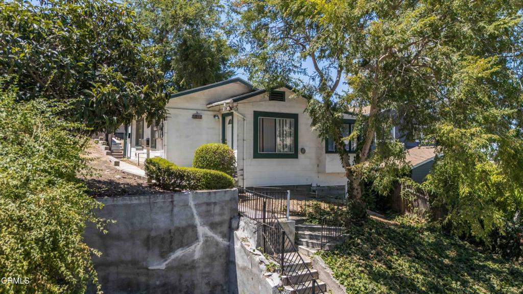4012 Clayton Avenue W