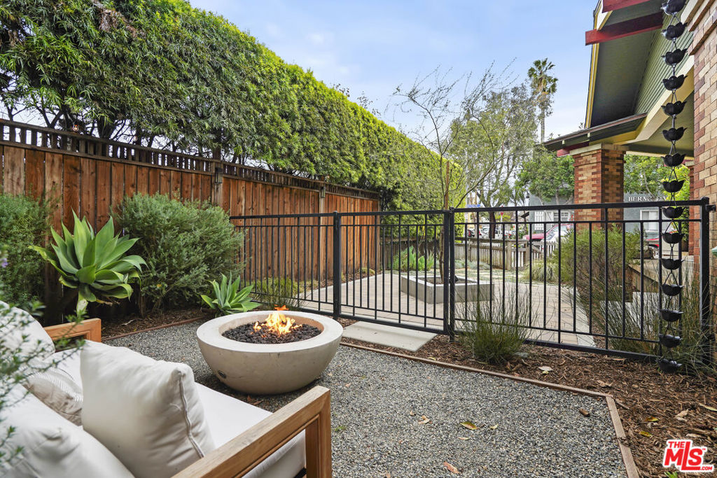 337 Cherry Avenue