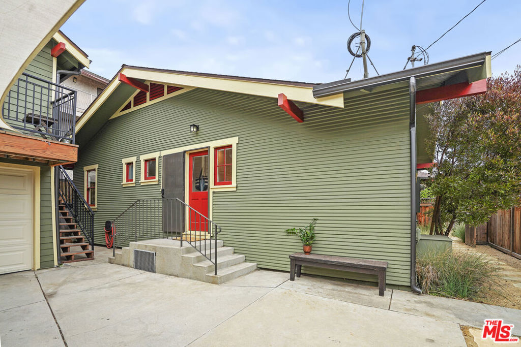 337 Cherry Avenue
