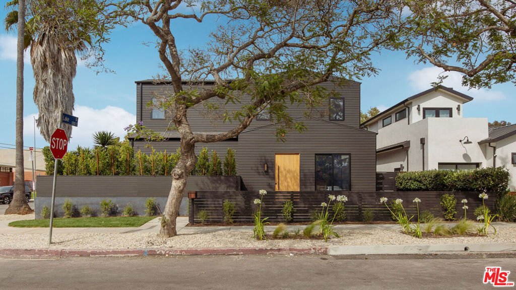 1500 Louella Avenue