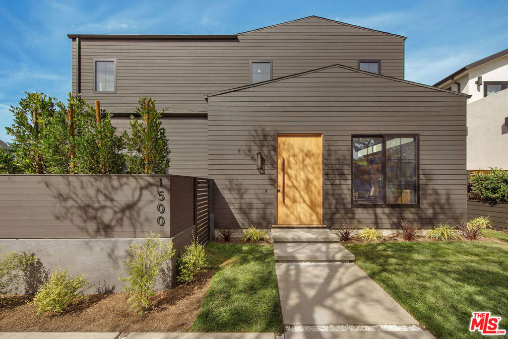 1500 Louella Avenue