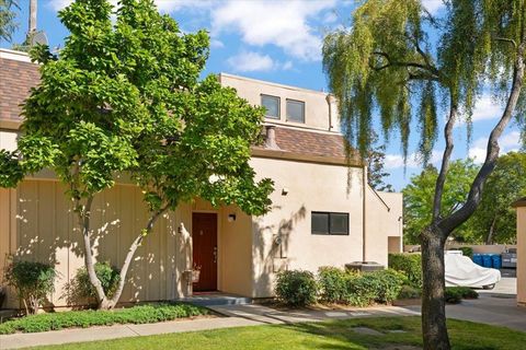 Photo of 8170 Westwood Drive #15, Gilroy, CA 95020 (MLS # ML82043866)