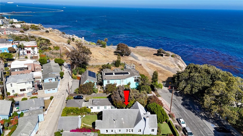 690 W Paseo Del Mar