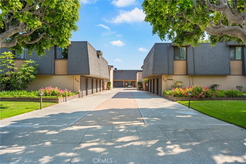 Charming Condo located in the heart of Arcadia with Stunning Mountain Views
Welcome to your serene sanctuary in one of Arcadia’s most desirable and quiet communities. This beautifully updated condo offers panoramic mountain views from the living room, balcony, and both bedrooms, making every day feel like a retreat.
Enjoy the peace and privacy of no neighbors above or below in this unit, complete with in-unit laundry, newer upgrades (2024) including flooring, lighting in (living/dining/kitchen/hallway), fresh paint in key areas, a new oven, and an updated garage door opener.
Step into a spacious living room and large primary bedroom, both filled with natural light and framed by scenic views. You'll appreciate the ample storage space, including generous closets, a linen closet, and multiple storage bins in the garage and carport.
The home comes with all appliances included, making your move seamless. You'll have both a garage and a carport space, perfect for your vehicles or extra storage needs.
Within the community you'll have the opportunity to relax and unwind in the community’s pool and hot tub, or enjoy a stroll to the nearby community park just down the street. Located within walking distance to restaurants, grocery stores, Santa Anita Mall & Racetrack, and top-rated Arcadia schools, this home offers both convenience and comfort. Plus, you're just a short drive from the Arboretum and golf courses.