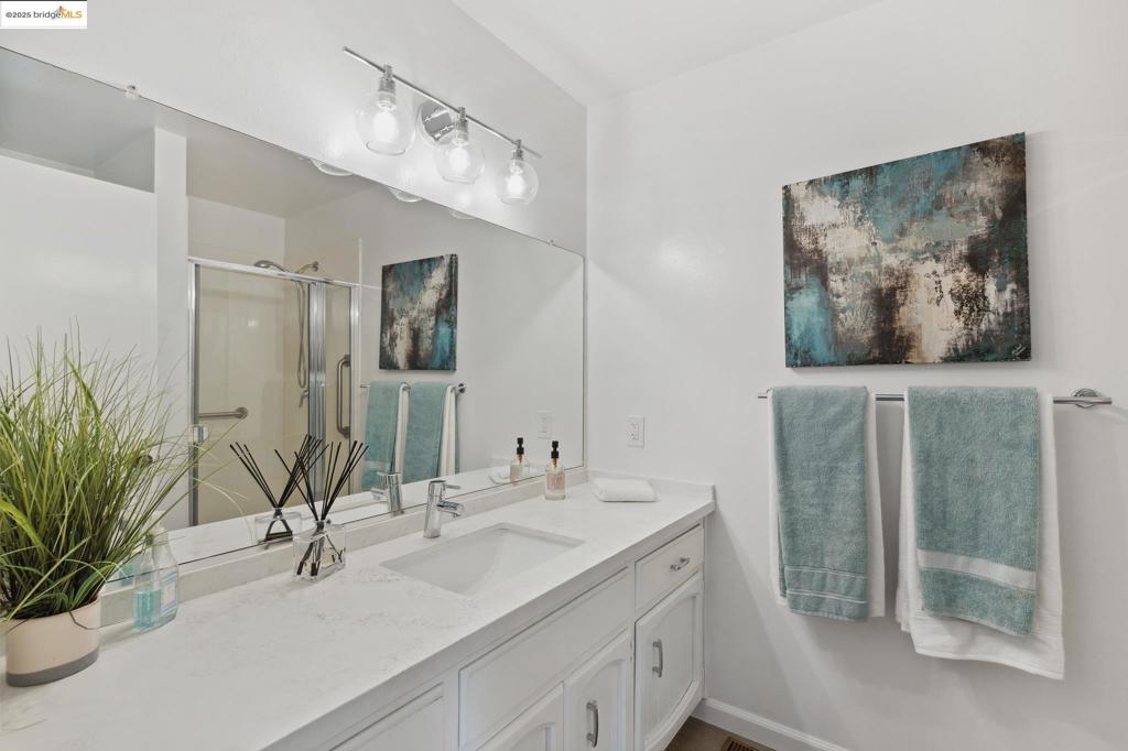 MONTCLAIR - Residential