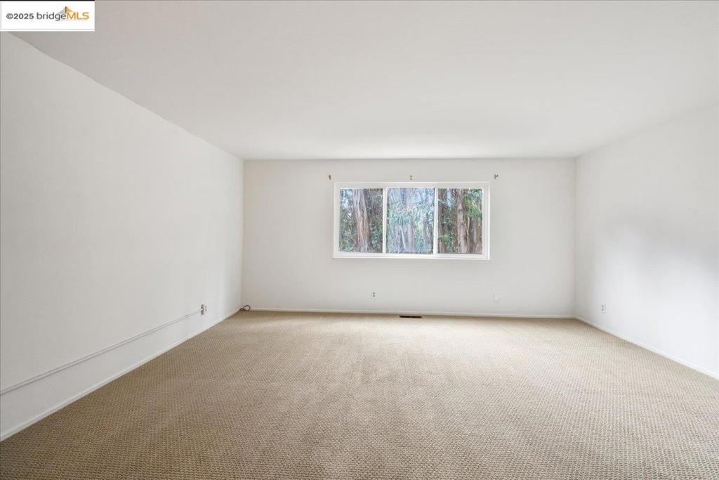 MONTCLAIR - Residential