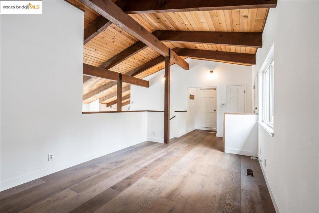 MONTCLAIR - Residential
