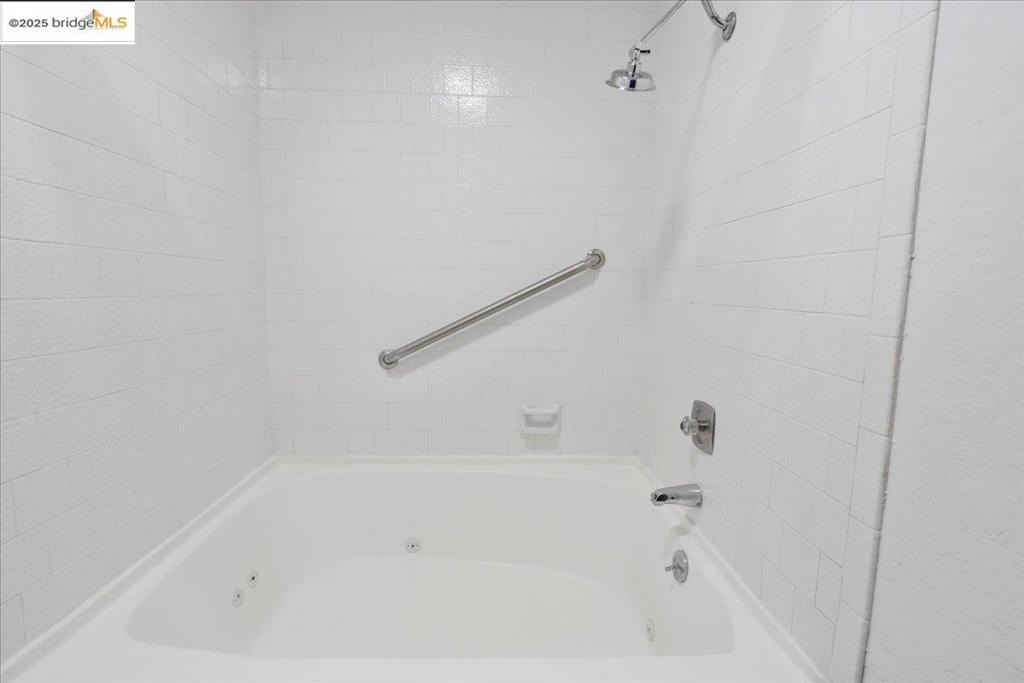 MONTCLAIR - Residential