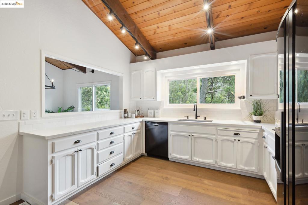 MONTCLAIR - Residential