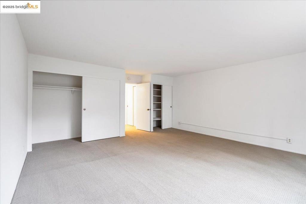 MONTCLAIR - Residential