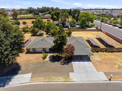 Photo of 2520 N Temperance Avenue, Fresno, CA 93727 (MLS # ML82052278)