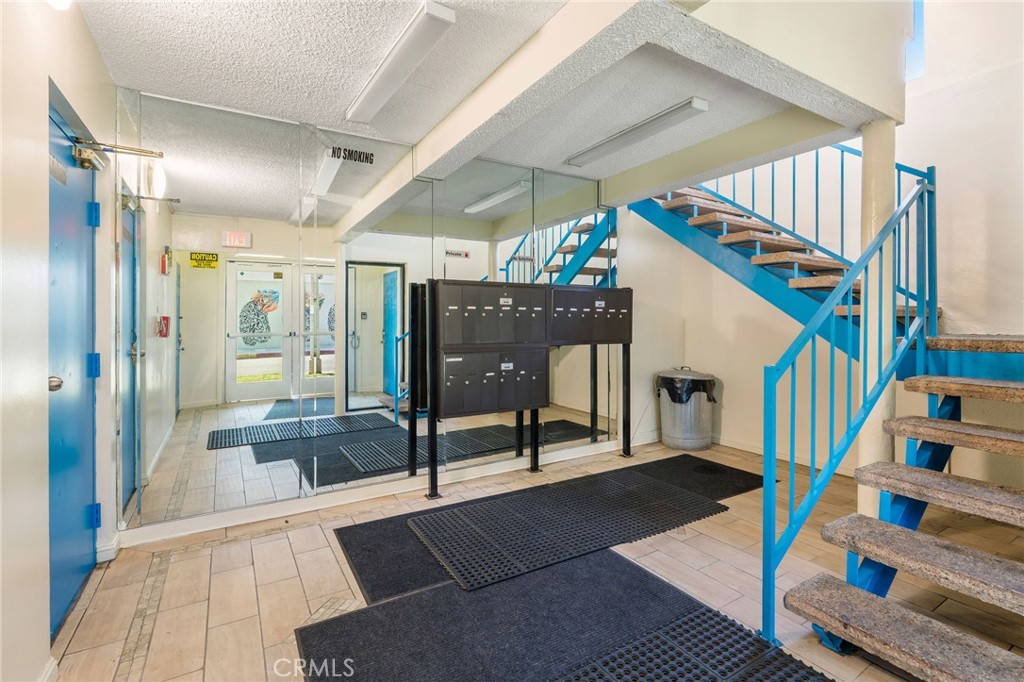 Circle (CA) - Residential Income