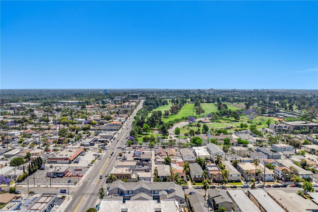 Circle (CA) - Residential Income