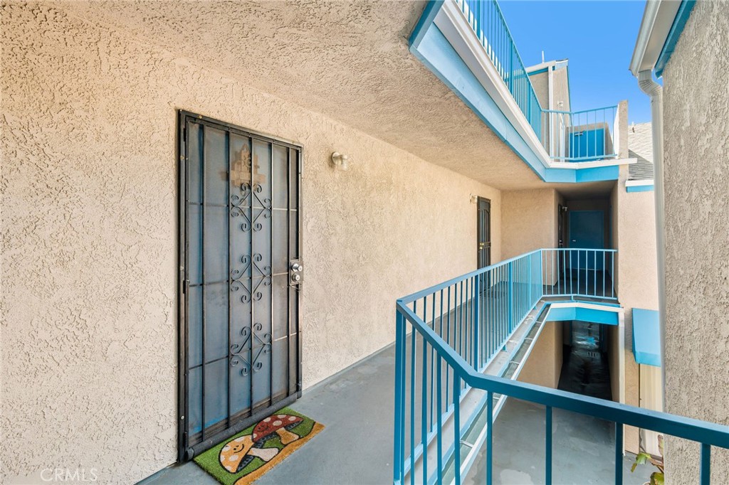 Circle (CA) - Residential Income