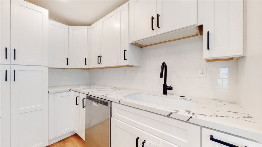 Photo of 3036 Coolidge Avenue #61, Costa Mesa, CA 92626 (MLS # NP26178758)