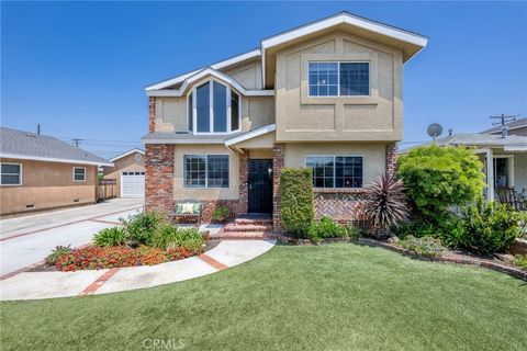 Photo of 17714 Ibbetson AVE, Bellflower, CA 90706 (MLS # CV26102222)