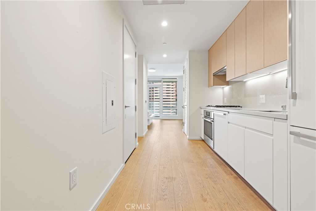 877 Francisco Street 1723