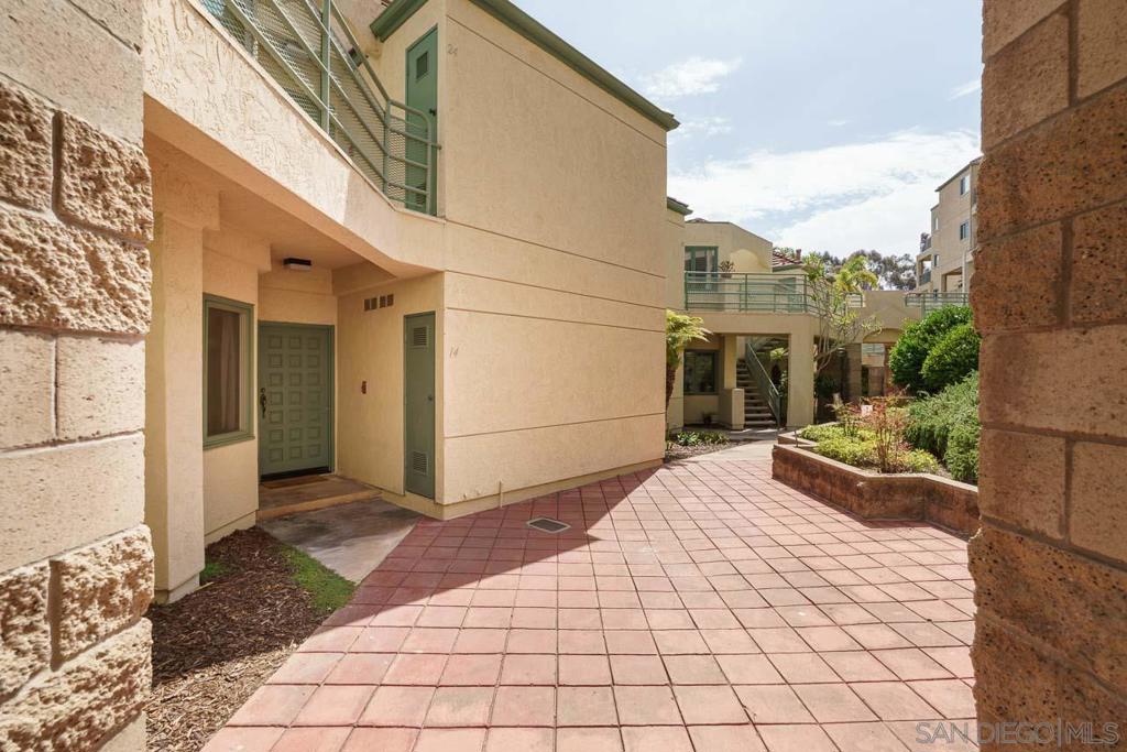 8158 Avenida Navidad Unit 14, San Diego CA 92122