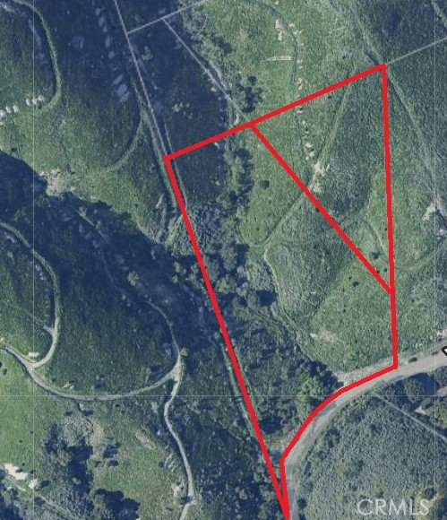 Financing Available – Stated income loans with as little as 15% down and a 10-year fixed rate for qualified buyers. Parcels totaling 5.57 acres offer a prime opportunity to build your dream estate in a scenic, gently sloping setting just minutes from town. The land is dotted with majestic oak trees and offers valley views, creating a peaceful and picturesque backdrop for your future home. With easy topography and multiple options for siting, it’s ideal for construction. Located within an established HOA, the community maintains that all homes must be a minimum home size of 2,500 square feet and no manufactured homes allowed. A rare blend of natural beauty, convenience, and flexibility.