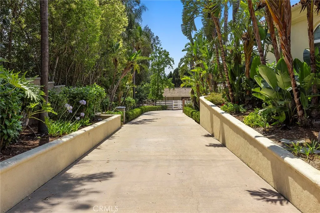 Orange, California 92869, United States, 6 Bedrooms Bedrooms, ,6 BathroomsBathrooms,Residential,Active,174972