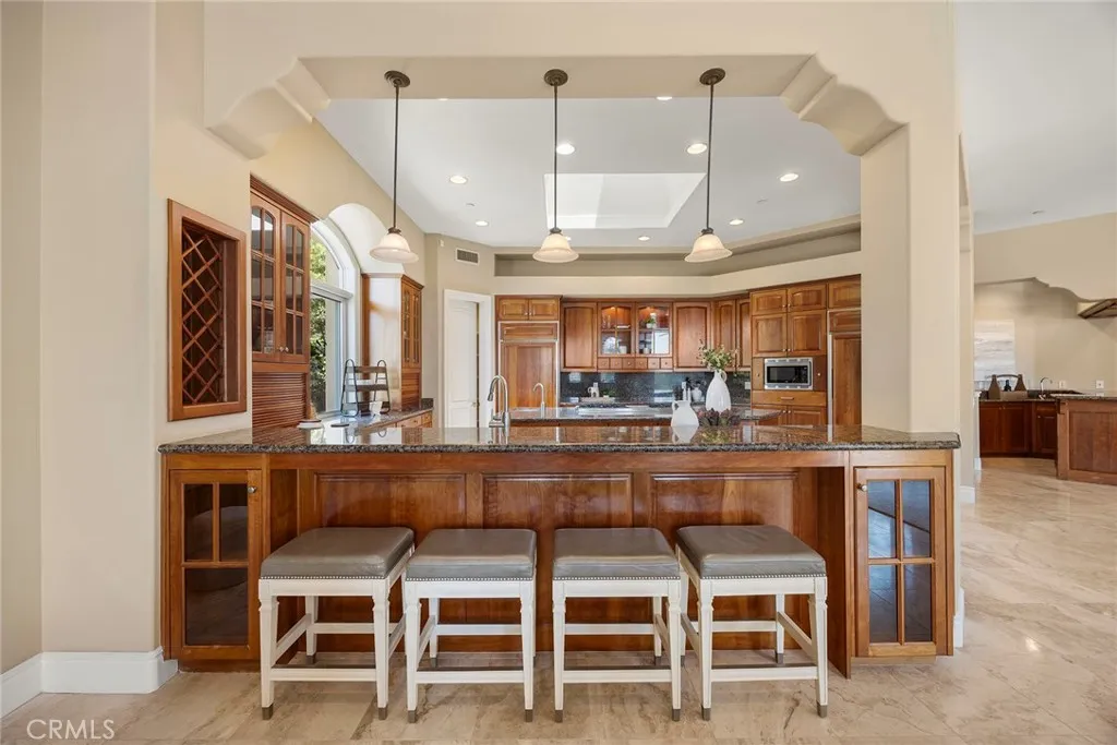 Orange, California 92869, United States, 6 Bedrooms Bedrooms, ,6 BathroomsBathrooms,Residential,Active,174972