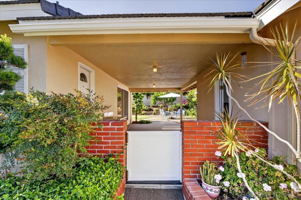 1521 Melody Lane