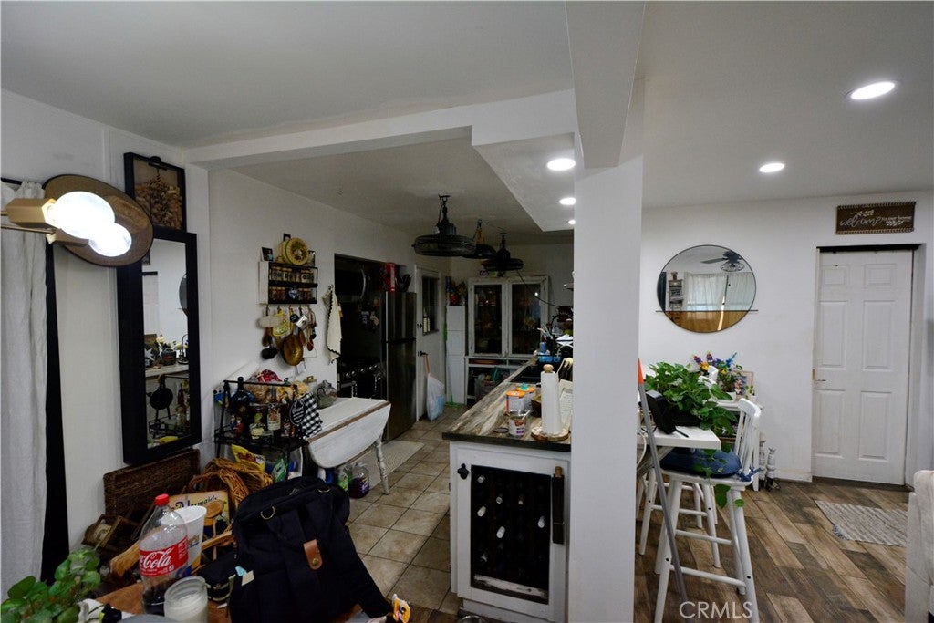 1214 S Sultana
