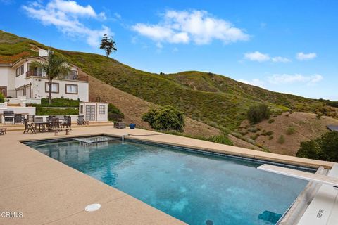 Tiny photo for 1184 Colina Vista Vista, Ventura, CA 93003 (MLS # V1-33313)