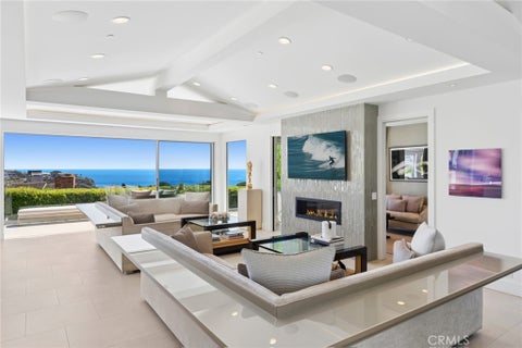 Photo of 820 Emerald Bay, Laguna Beach, CA 92651 (MLS # LG26209257)
