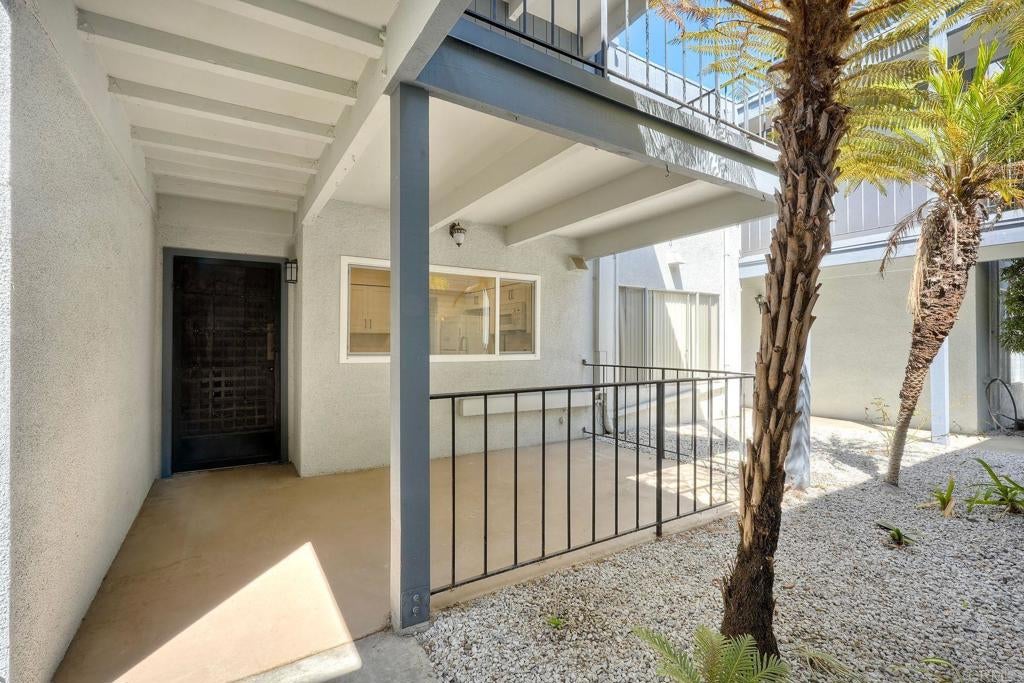 3612 Vista Bella 2
